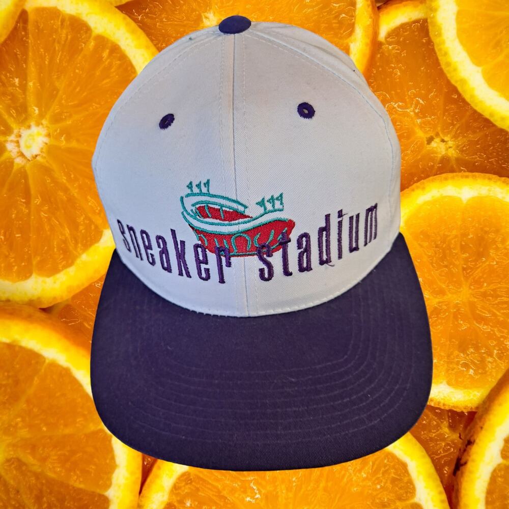 Sneaker Stadium White‎ and Blue Snapback Adjustable Hat